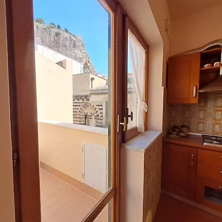 Mirea By Casa In Mente * チェファル
